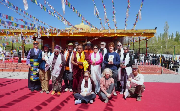  Thousands Gather at Jivetsal as Sacred Buddha Relics Draw Devotees on Eighth Day