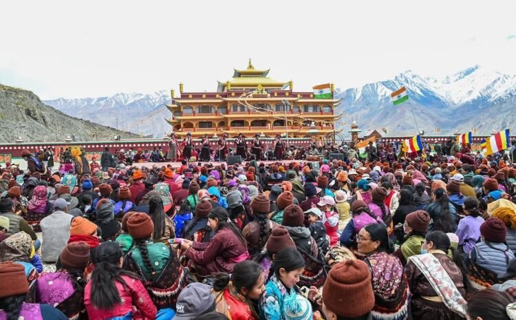  5322 Devotees Witness Sacred Holy Relics Darshan on Second Day