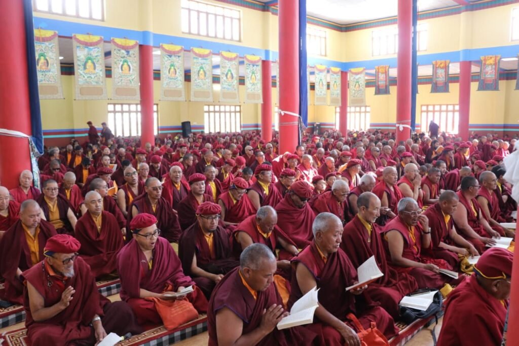 Monlam Chenmo Draws 1,700 Monks and Nuns to Dharma Centre During Sacred Relics Exposition