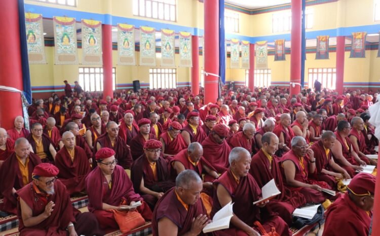  Monlam Chenmo Draws 1,700 Monks and Nuns to Dharma Centre During Sacred Relics Exposition